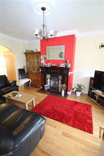 53 Tynan Hall Avenue, Kingswood, Dublin 24