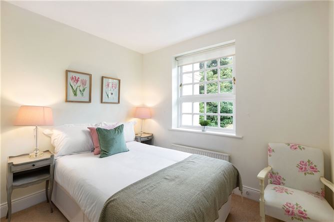 2 Monkstown Gate, Pakenham Road, Monkstown, Co. Dublin