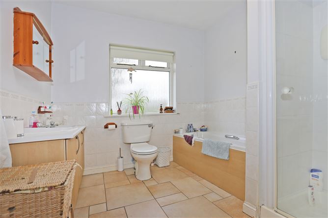 Oakfield Lodge, Oakfield, Clonlara, Co. Clare