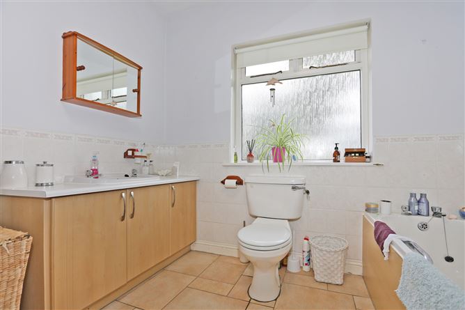 Oakfield Lodge, Oakfield, Clonlara, Co. Clare