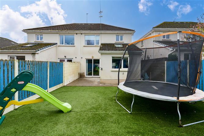7 The Rise, Newcastle Woods, Enfield, Meath