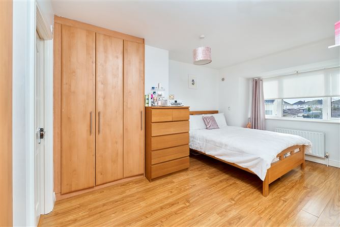 7 The Rise, Newcastle Woods, Enfield, Meath