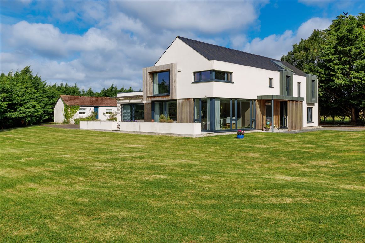 Luna House, Leastown Lane, Oldtown, Co. Dublin