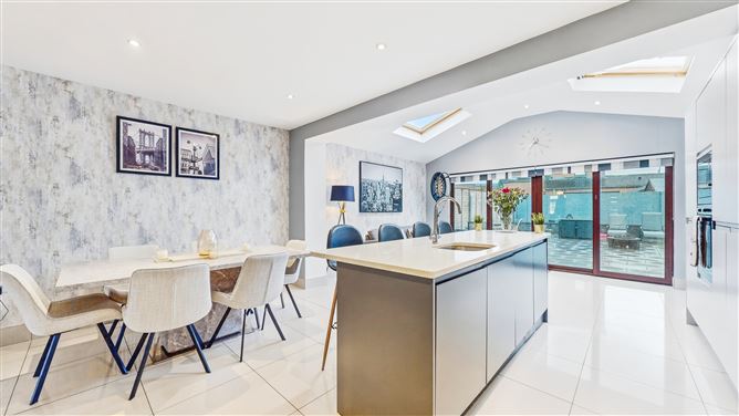 4 Páirc Na Cuileann, Poppintree, Dublin 11