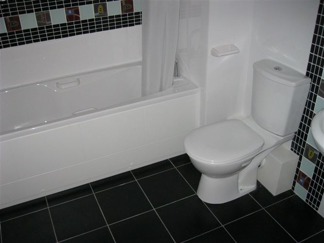 Hannah Square, St Edmunds, Lucan, Dublin 20