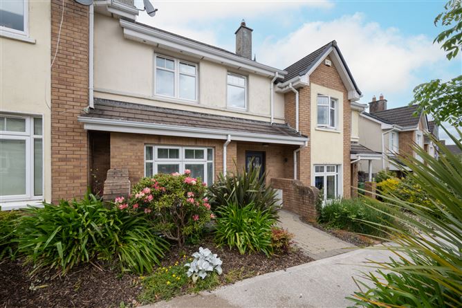 Photo 1 of 20 — 16 The Drive, Harbour Heights, Passage West, Co. Cork
