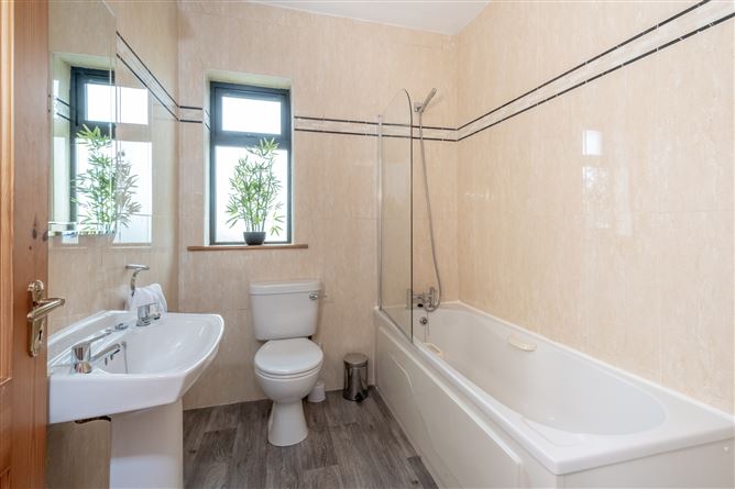 32 Tí na Rí, Cosmona, Loughrea, Co. Galway