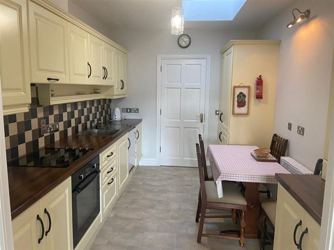 12 Glencarra, Knock, Mayo
