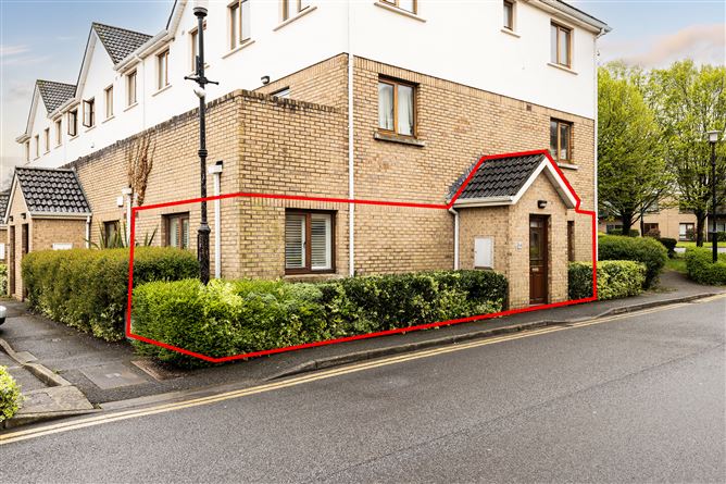 https://photos-a.propertyimages.ie/media/2/3/8/4928832/f8d620b7-41a9-4742-b068-8f360458b017_l.jpg
