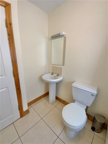100 Meadowgate, Gorey, Wexford