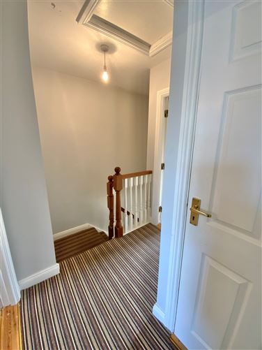 100 Meadowgate, Gorey, Wexford