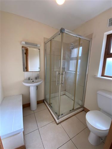 100 Meadowgate, Gorey, Wexford