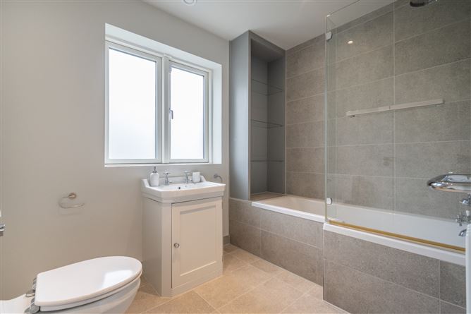 Leeson place, Saint Kevin's, Dublin 2