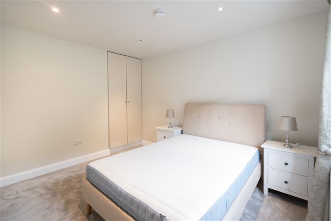 Leeson place, Saint Kevin's, Dublin 2