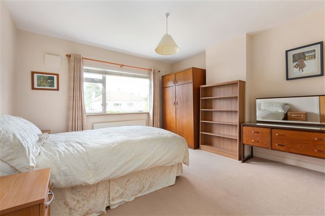 Photo 11 of 16 — 12 Arnold Grove, Glenageary, Co. Dublin