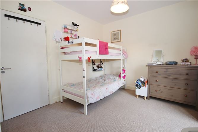 43 Brownsbarn Wood, Citywest, Dublin 24