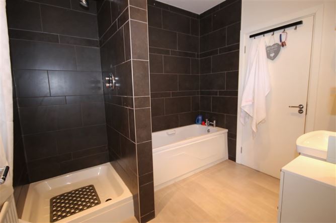 43 Brownsbarn Wood, Citywest, Dublin 24