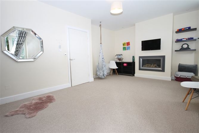 43 Brownsbarn Wood, Citywest, Dublin 24
