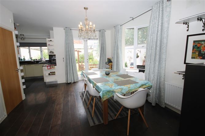 43 Brownsbarn Wood, Citywest, Dublin 24
