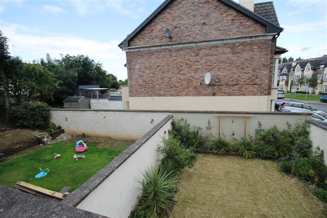 43 Brownsbarn Wood, Citywest, Dublin 24