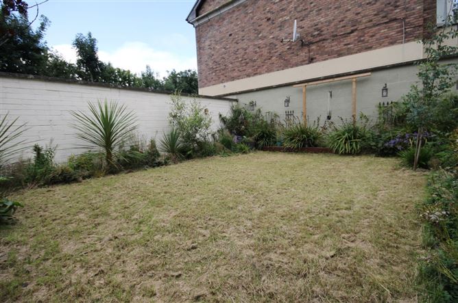 43 Brownsbarn Wood, Citywest, Dublin 24