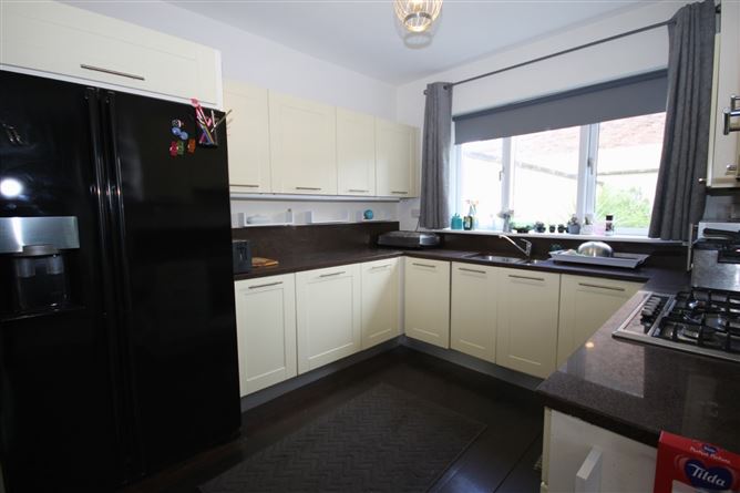 43 Brownsbarn Wood, Citywest, Dublin 24