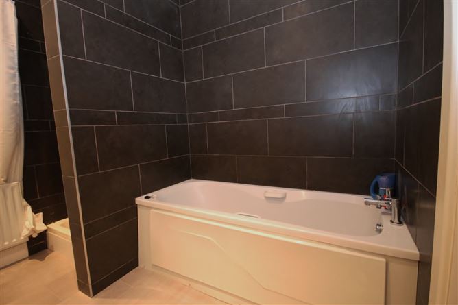 43 Brownsbarn Wood, Citywest, Dublin 24