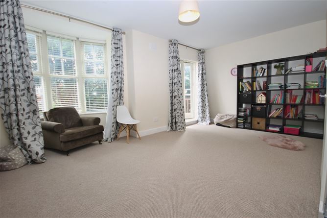 43 Brownsbarn Wood, Citywest, Dublin 24