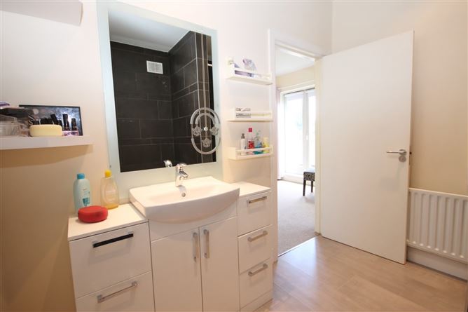 43 Brownsbarn Wood, Citywest, Dublin 24