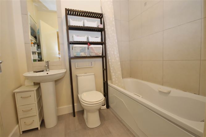 43 Brownsbarn Wood, Citywest, Dublin 24