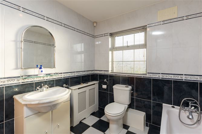 Kilkea Lodge, Ballycomclone, Gorey, Co. Wexford