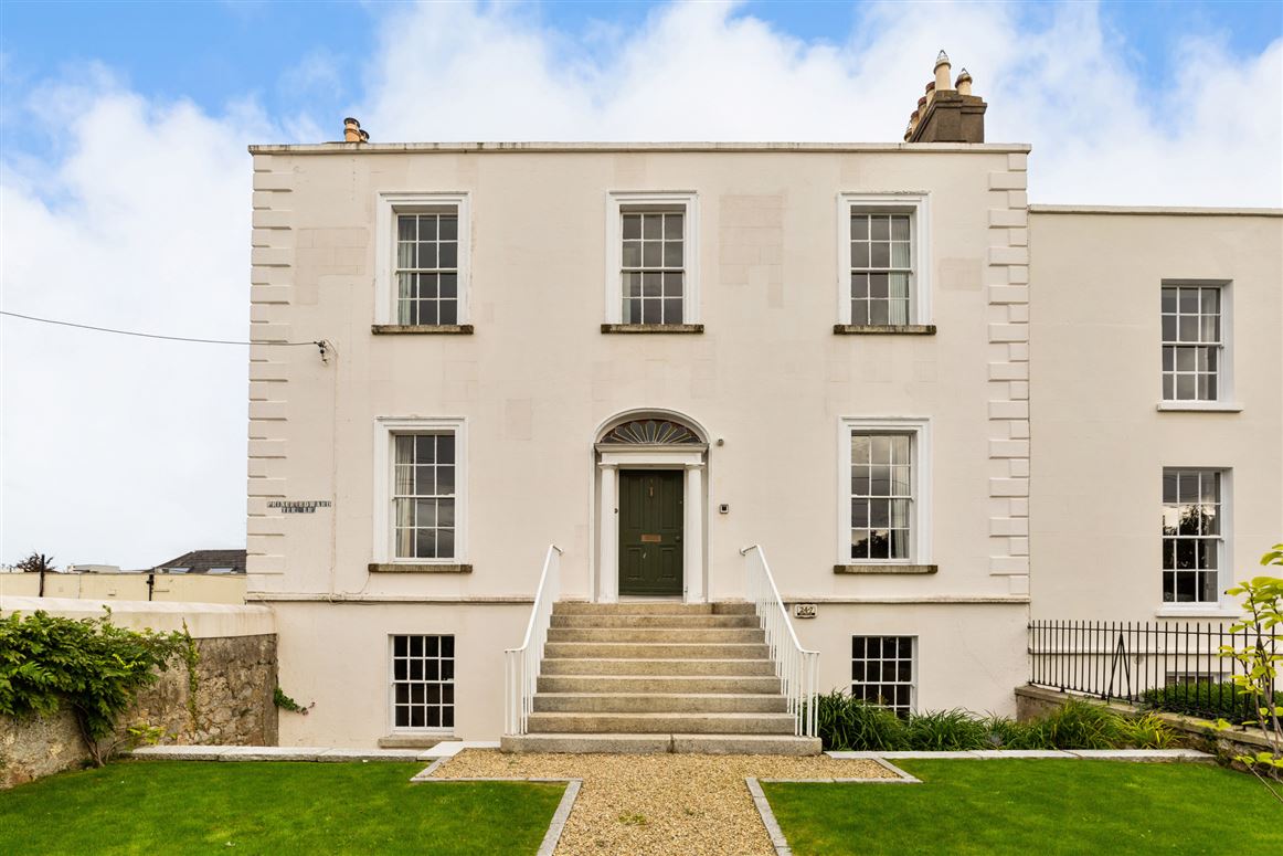 1 Lower Prince Edward Terrace, Blackrock, Co. Dublin