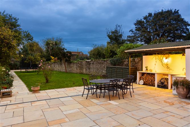 1 Lower Prince Edward Terrace, Blackrock, Co. Dublin