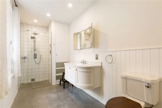 1 Lower Prince Edward Terrace, Blackrock, Co. Dublin