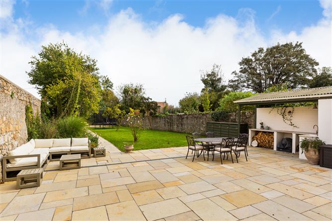 1 Lower Prince Edward Terrace, Blackrock, Co. Dublin