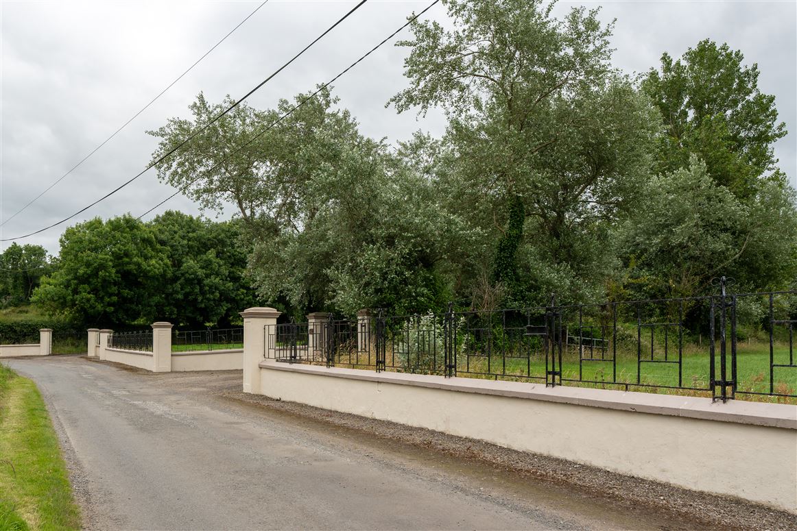 ‘Grove House’, Hospital, Limerick ‘Grove House’, Hospital, Limerick