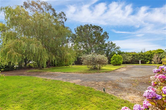 Edanmore, Ballinatray Lower, Courtown, Gorey, Co. Wexford