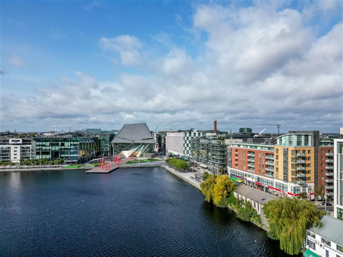 211 Longboat Quay South, Grand Canal Dk, Dublin 2