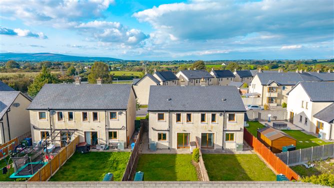 50 Ros Na Greine, Ardfinnan, Clonmel, Co. Tipperary