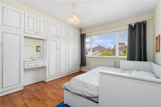 59 Willow Park Grove, Glasnevin, Dublin 11