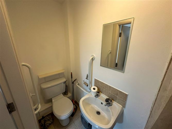 Photo 12 of 14 — 16 Tir Na GCapall, Monivea Road, Ballybrit, Galway