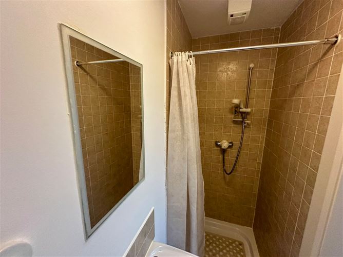 Photo 13 of 14 — 16 Tir Na GCapall, Monivea Road, Ballybrit, Galway