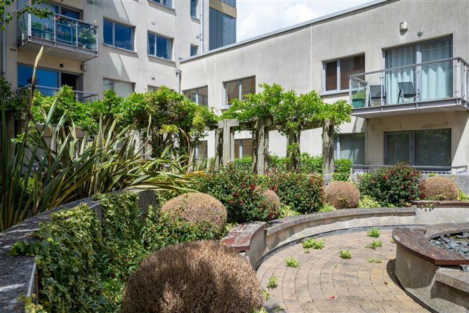Photo 16 of 19 — 31 Frascati Hall, Sweetman`s Avenue, Blackrock, County Dublin