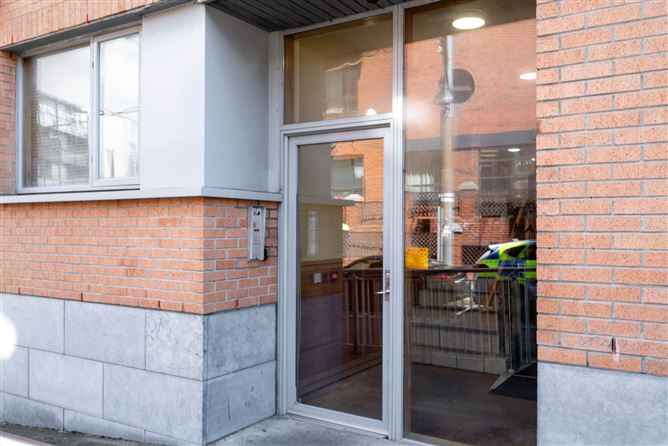 31 Frascati Hall, Sweetman`s Avenue, Blackrock, County Dublin