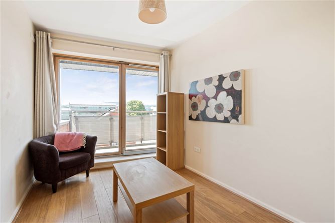 Photo 5 of 19 — 31 Frascati Hall, Sweetman`s Avenue, Blackrock, County Dublin