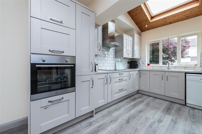 Photo 11 of 38 — 15 Elmfield Avenue, Clarehall, Dublin 13