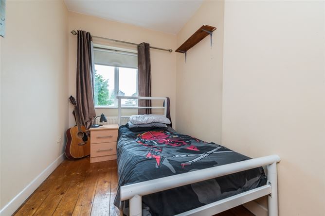 Photo 24 of 38 — 15 Elmfield Avenue, Clarehall, Dublin 13