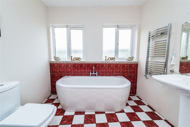 Photo 29 of 38 — 15 Elmfield Avenue, Clarehall, Dublin 13