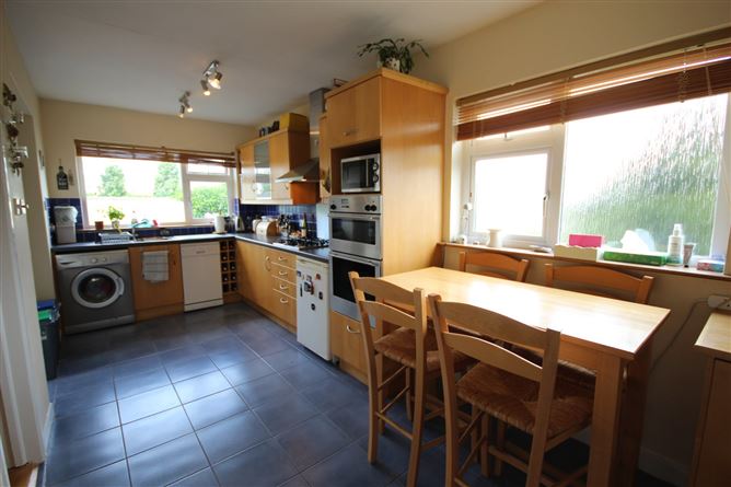 10 Whitethorn Walk, Carriglea Downs, Dun Laoghaire, County Dublin