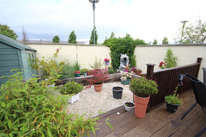 10 Whitethorn Walk, Carriglea Downs, Dun Laoghaire, County Dublin